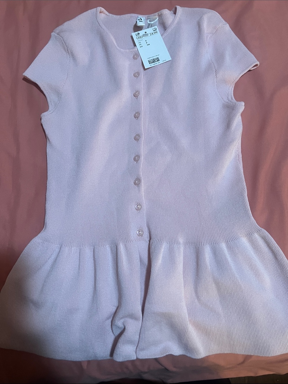 H&M Pale Pink Short-Sleeve Button-Front Knit Peplum Top